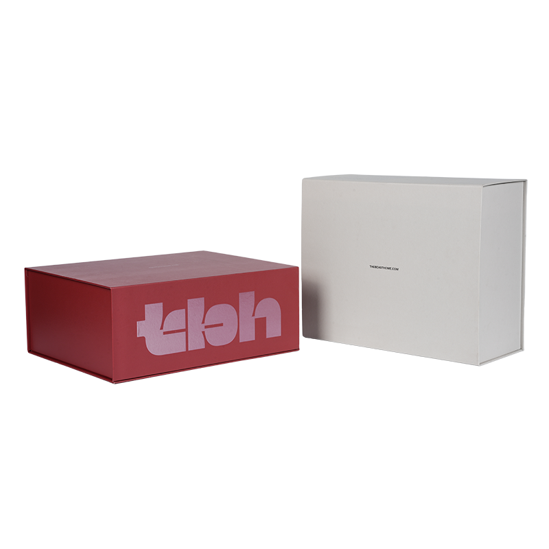 Kotak pakaian penutup atas dan bawah tegar